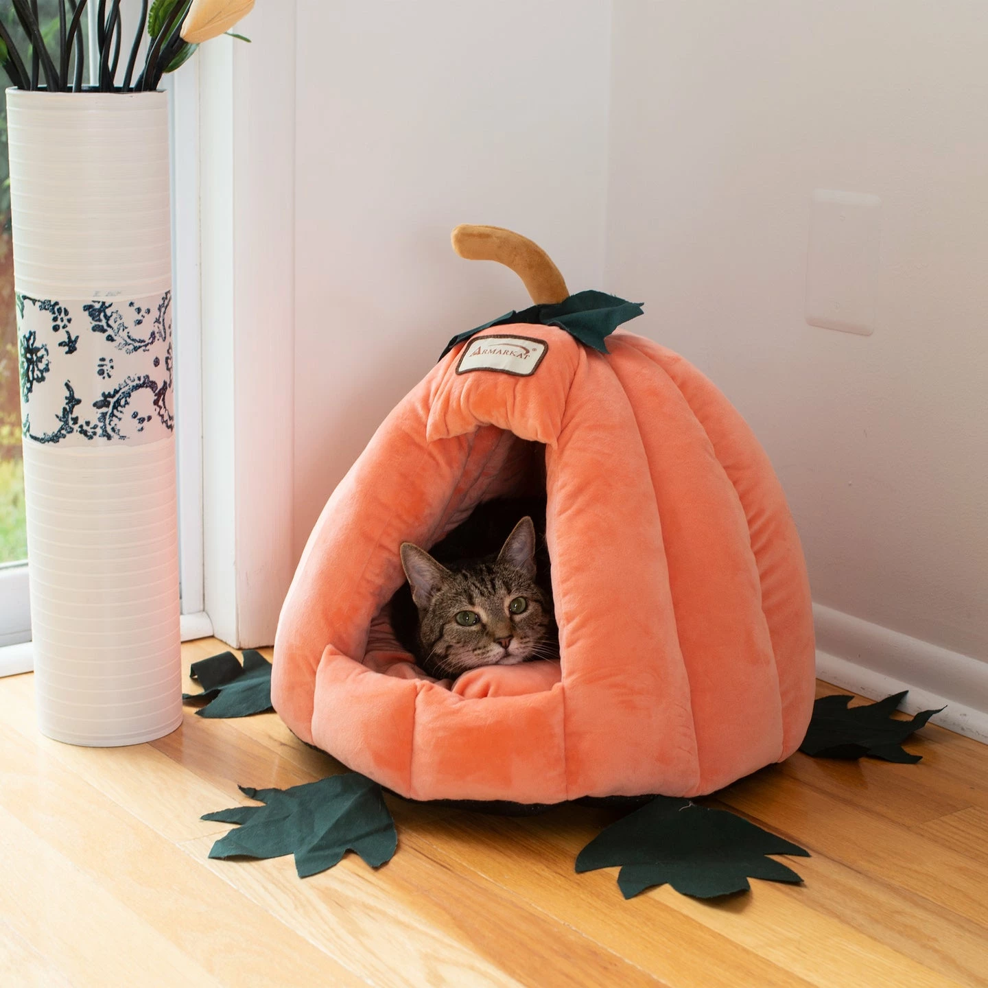 Armarkat Cat Bed C85CCS PumpkIn Shape 5 Armarkat Cat Bed C85CCS PumpkIn Shape - Image 3