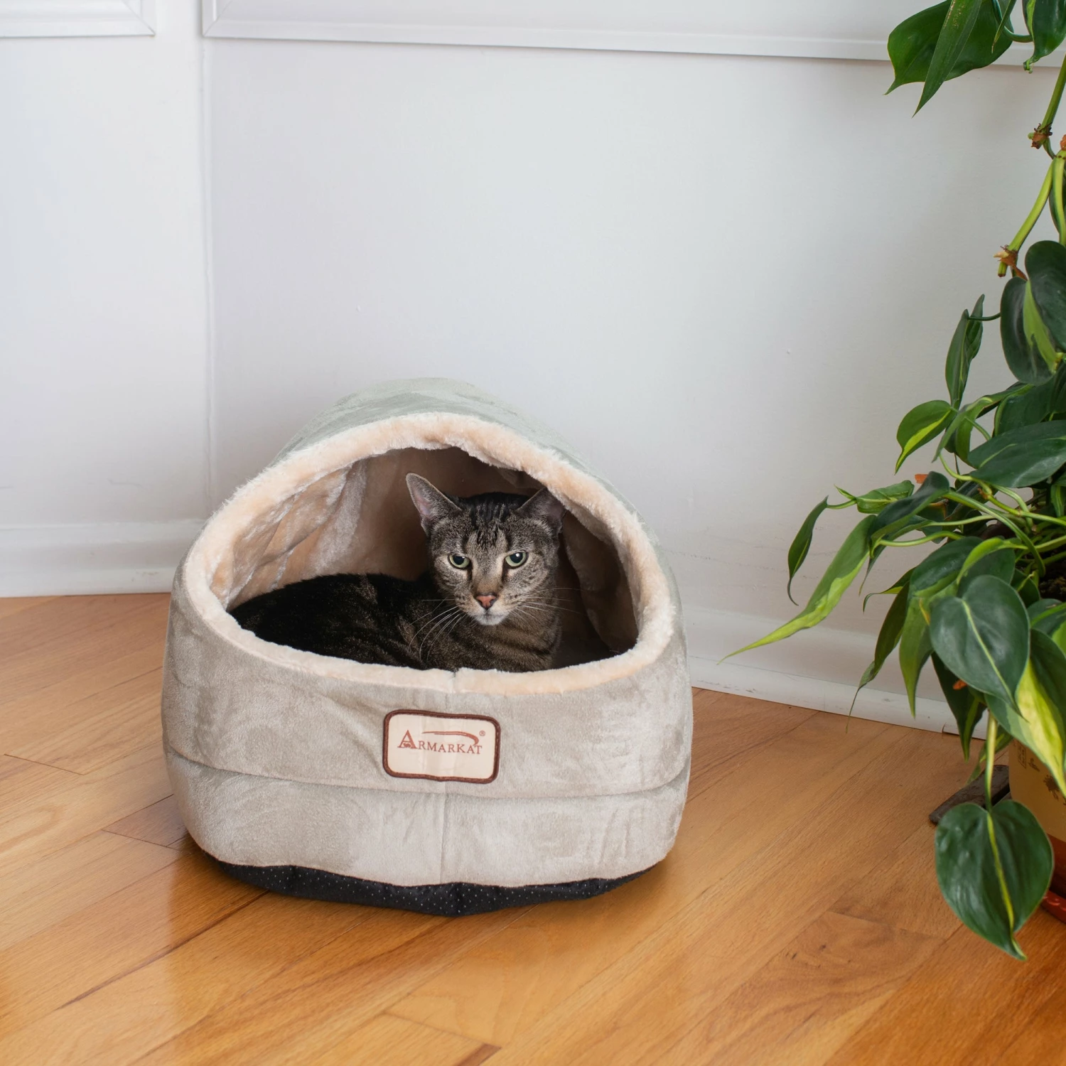 Armarkat Faux Suede Cat Bed And Cave, 18"(L) X 12.5"(W) X 11.5"(H), C18HHL/MH, Sage Green 7 Armarkat Faux Suede Cat Bed And Cave, 18"(L) X 12.5"(W) X 11.5"(H), C18HHL/MH, Sage Green - Image 5