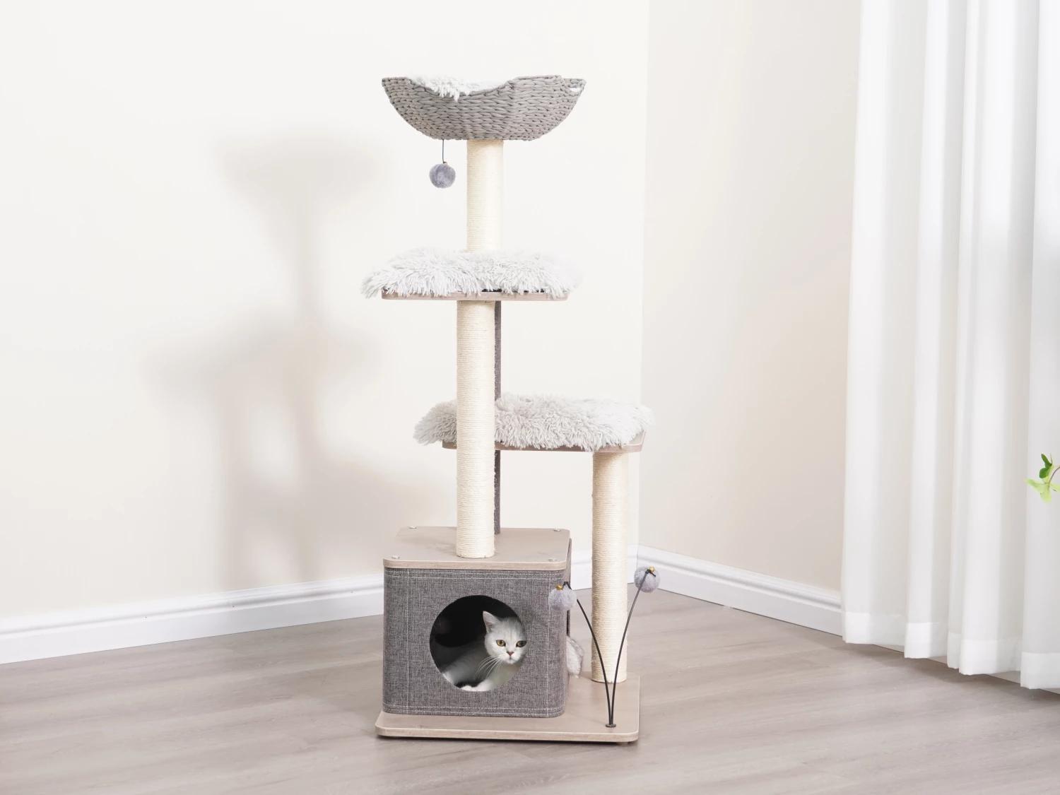 Leon 9 Leon - Image 7