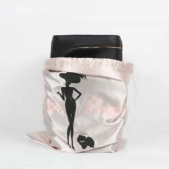 Grand Voyager Dog Carrier In Black -Pet Supplies Sales Shop The Grand Voyager Black ad